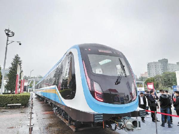 中国地铁列车“驶”入“标准化”“智慧化”时代