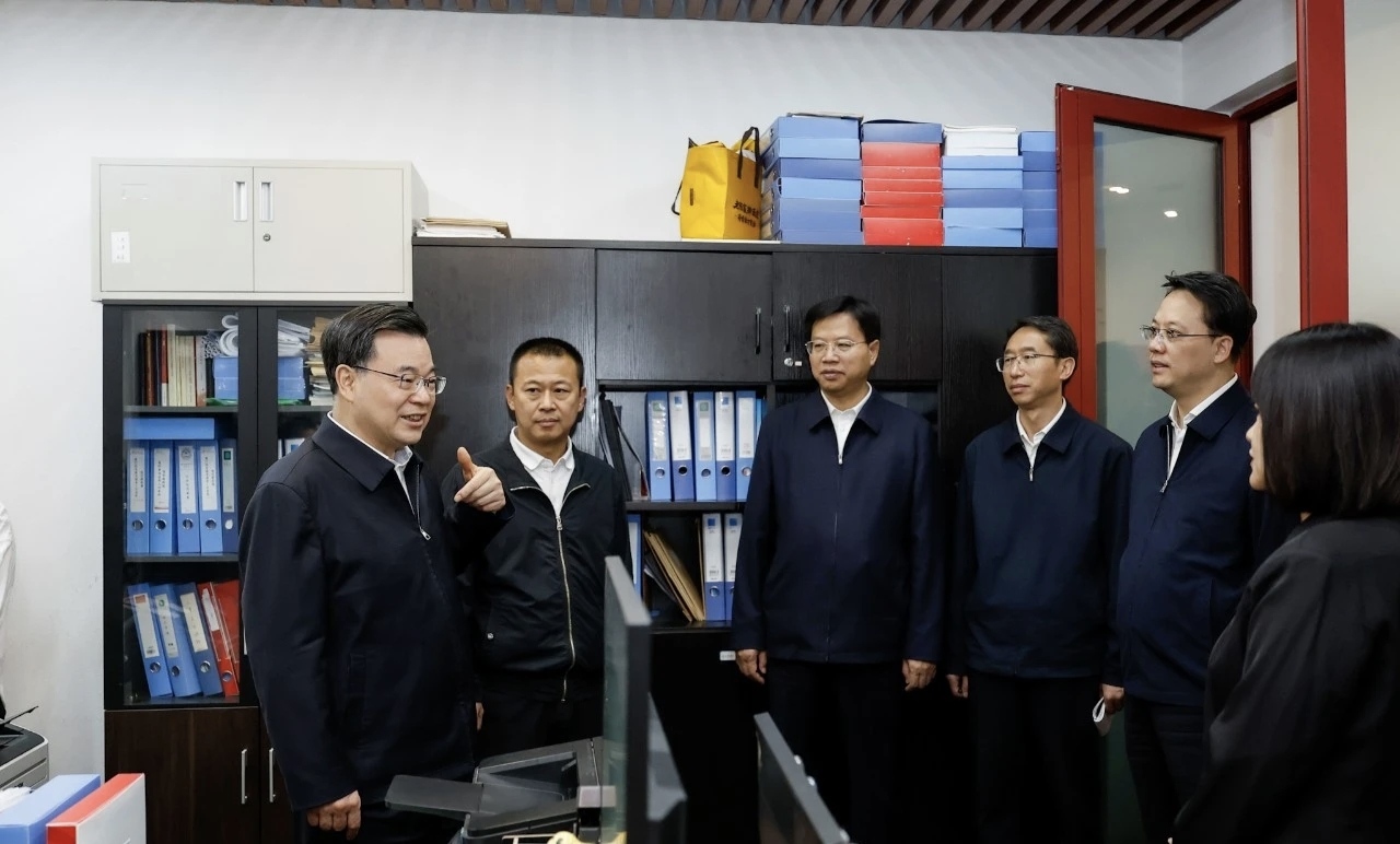甘肃省委书记胡昌升在兰州市城关区调研时强调强化基层治理