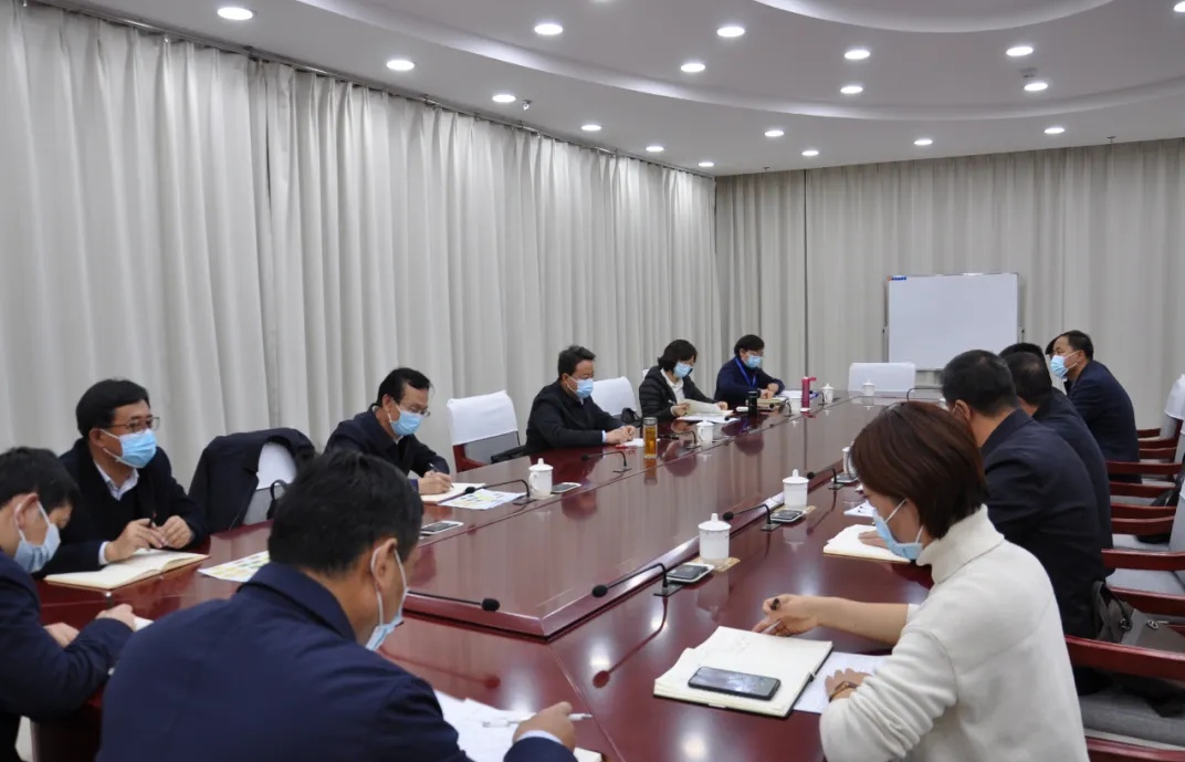 张掖市市委书记卢小亨在区县调研指导疫情防控指挥部工作时强调打造统一高效的指挥调度体系