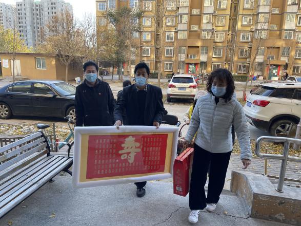 慰问抗美援朝老兵，共忆革命峥嵘岁月