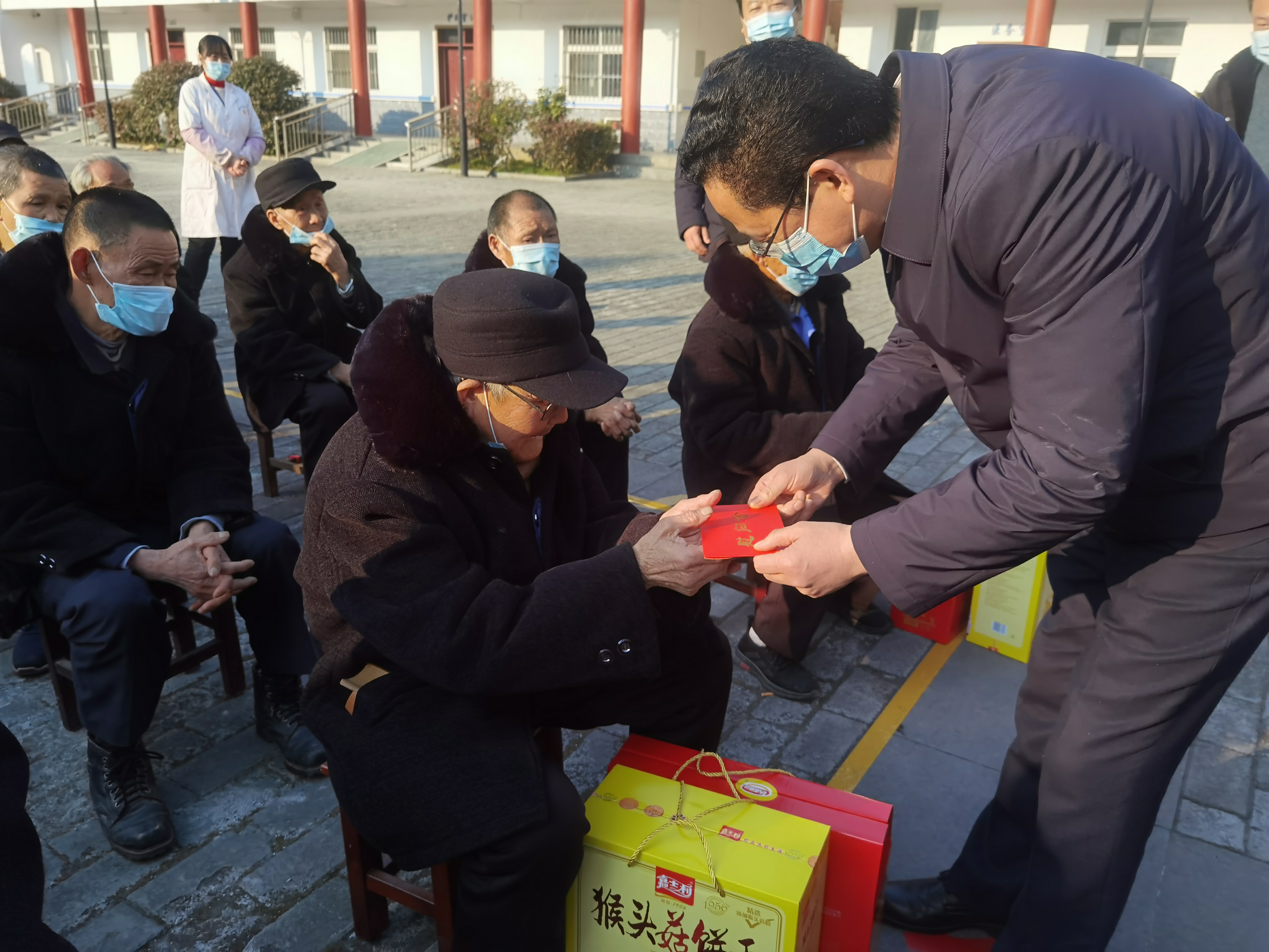 陕西平利：县委书记杨军走访长安区域敬老院慰问送祝福