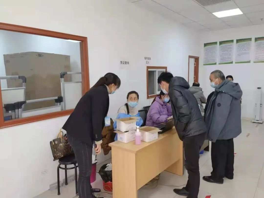 青岛西海岸新区泊里镇丁泽超：退役不退志，疫情防控显担当