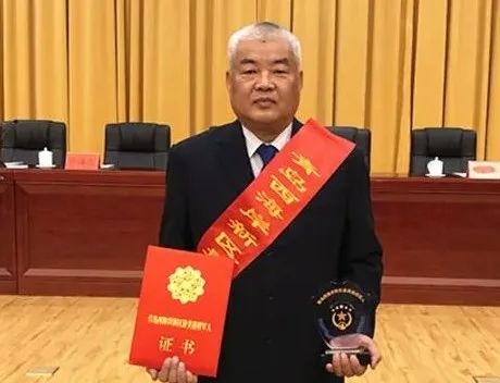 青岛市黄岛区人大代表曲功军：致富不忘家乡  带领村庄蝶变