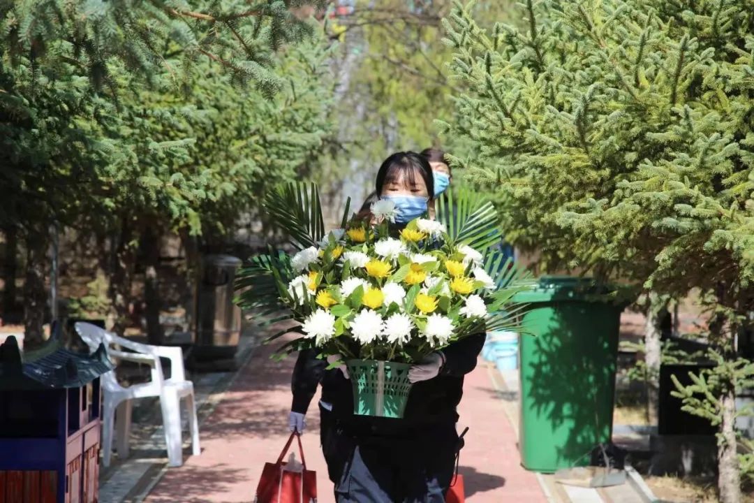 别样清明一样情！兰州市暖心举措满足群众祭扫需求