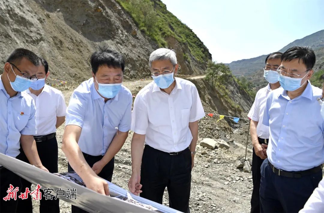 尹弘在甘肃陇南市调研时强调 统筹发展和安全提升防灾减灾能力 坚定信心苦练内功努力实现全年目标