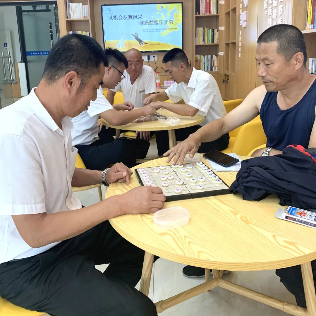 青岛西海岸滨海街道博览城社区：以棋会友赛风采，健康益智乐无穷