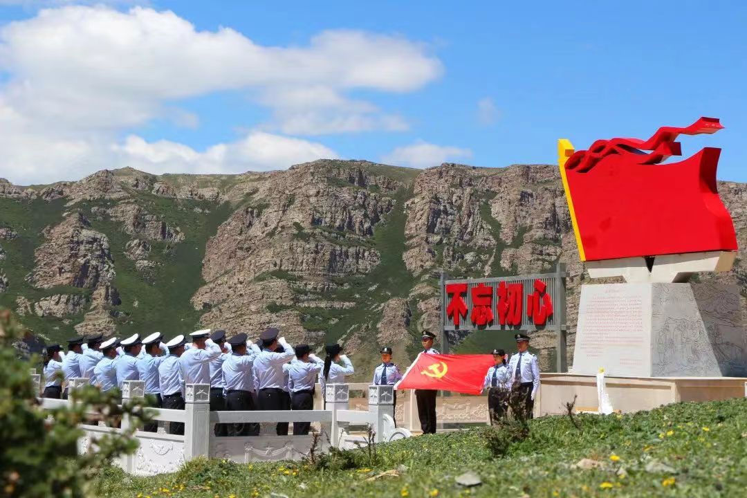 【奋进新征程 建功新时代 我们这十年】甘肃肃南公安：巍巍祁连百丈雪 不忘初心守民安