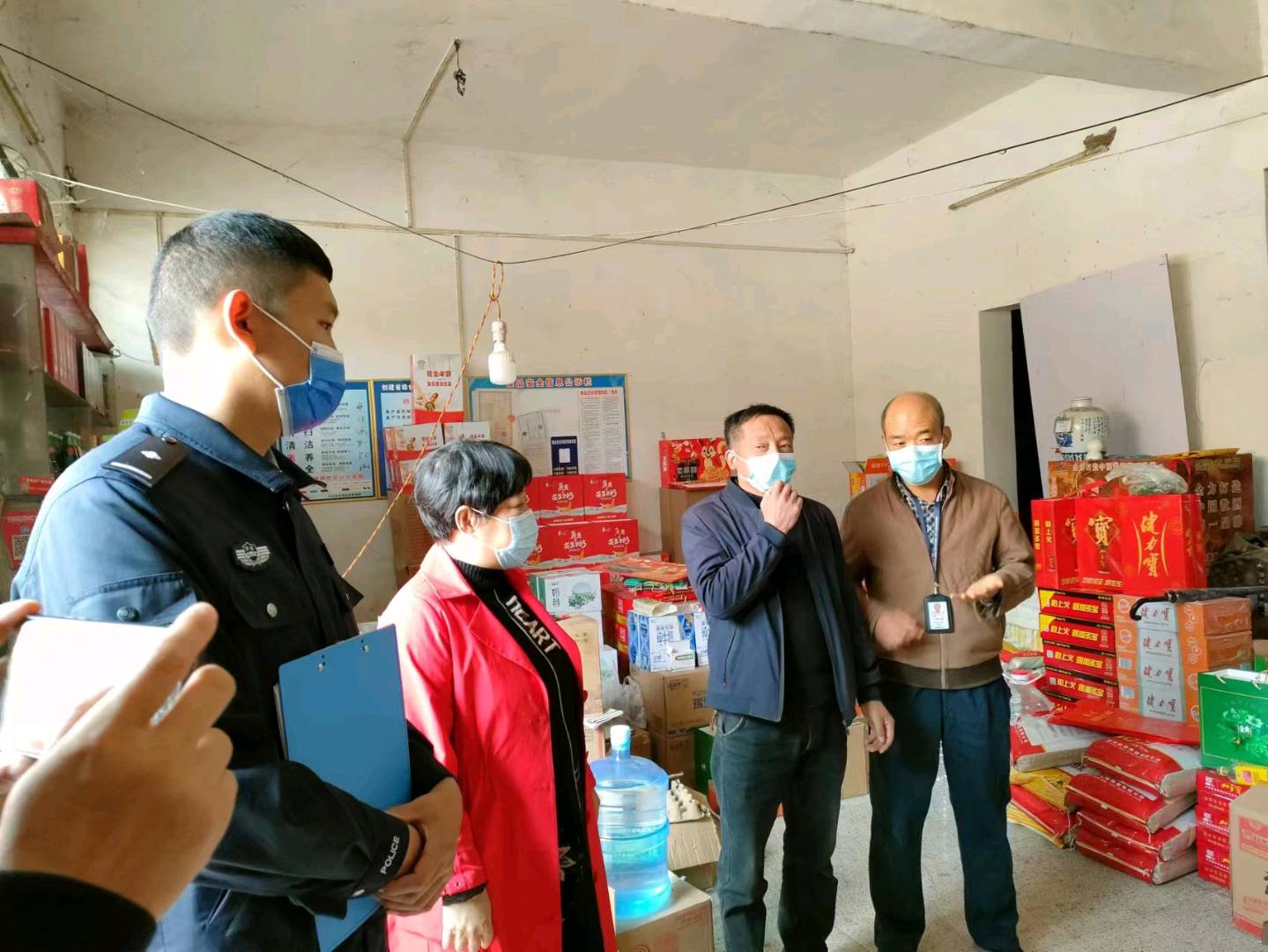河南内乡桃溪镇筑牢校园食品安全防线