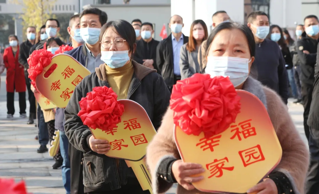 【魅力孝义】孝义“速度”和“温度”——大孝堡镇灾后重建集中安置房建成交付 D级户受灾群众喜迁新居