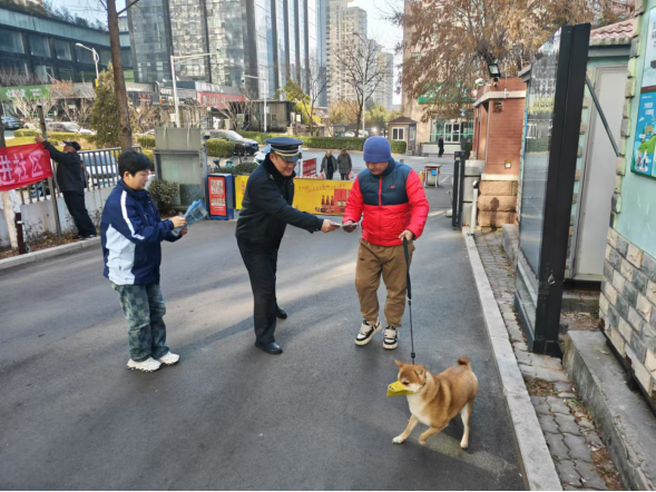 执法服务零距离 共筑美好家园