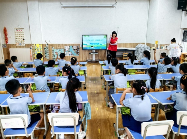沧州市荣兴社区开展防溺水安全教育活动