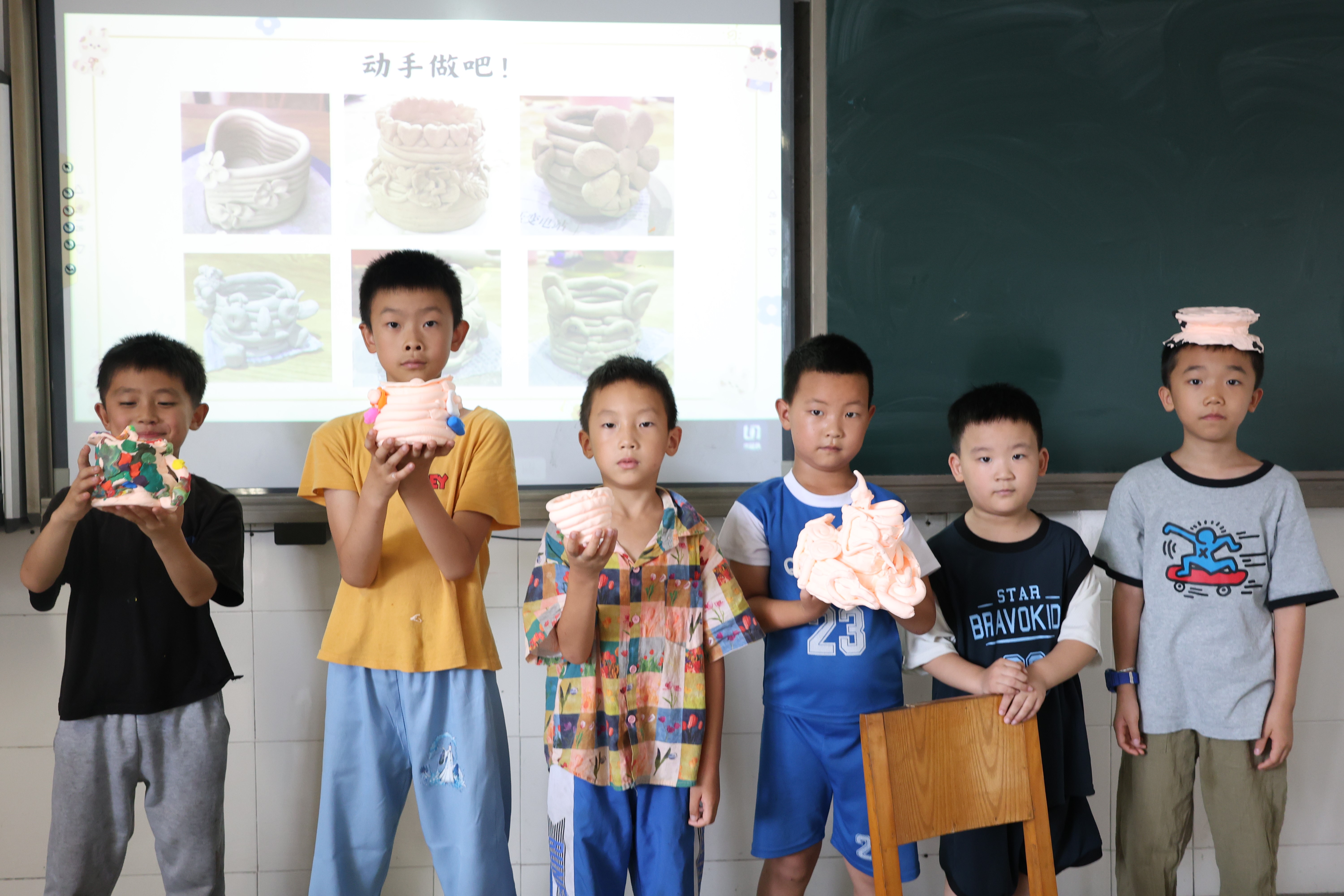 赴群山耕文化扶贫沃土  凝众智绘乡村振兴蓝图