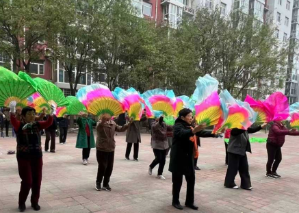 舞韵重阳,情暖百合 ——河北沧州市百合社区重阳节主题活动